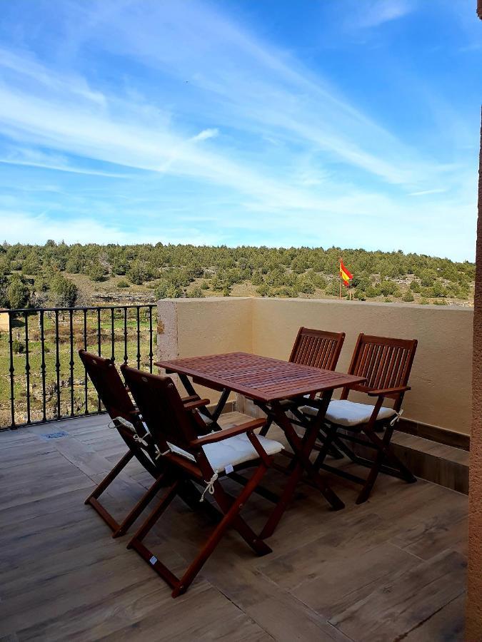 Apartmán Natvi Pedraza Exteriér fotografie